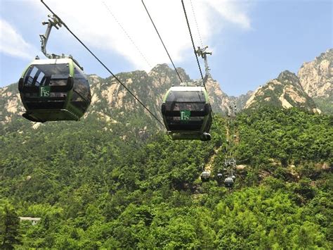 黃山纜車怎麼坐 且談如何在登山途中享受風景